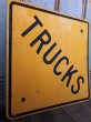 画像6: Vintage Road Sign TRUCK (T630) (6)