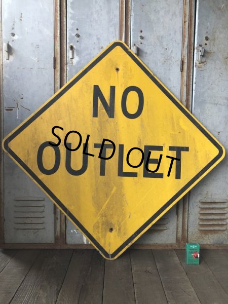画像1: Vintage Road Sign NO OUTLET (T642) (1)
