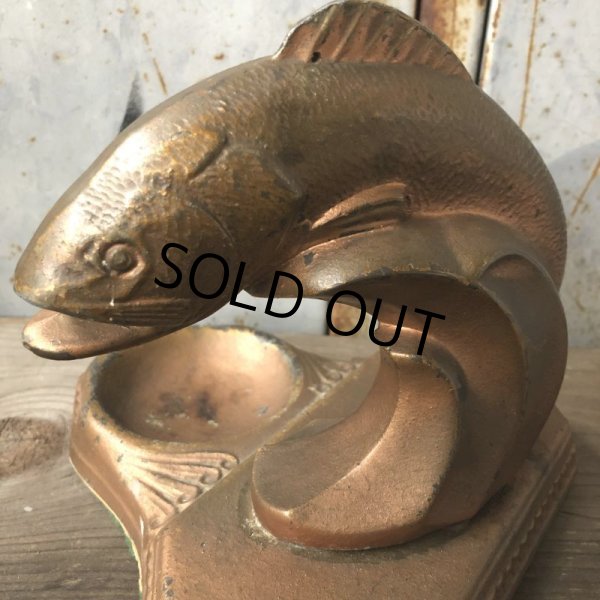 画像9: Vintage Black Bass Big Mouse Statue Tray (T673) (9)