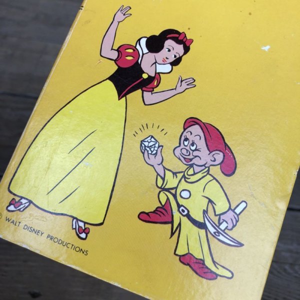 画像8: Vintage Disney Snow White's Guide to Money (T871) (8)