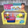 画像2: Vintage Disney Squeeze Squirt 'N Spin Donald Duck (T874) (2)