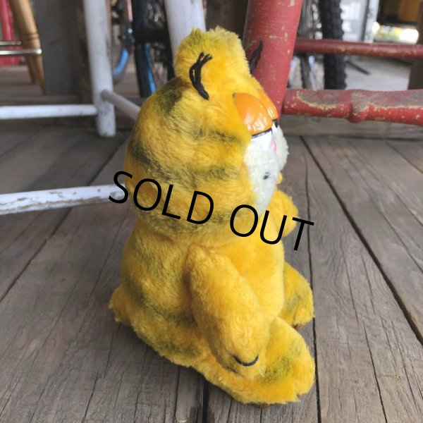 画像2: Vintage Dakin Garfield Plush Doll (T892) (2)