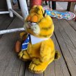 画像4: Vintage Dakin Garfield Plush Doll (T885) (4)