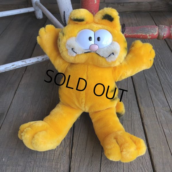 画像1: Vintage Dakin Garfield Plush Doll (T891) (1)