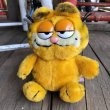 画像1: Vintage Dakin Garfield Plush Doll (T894) (1)