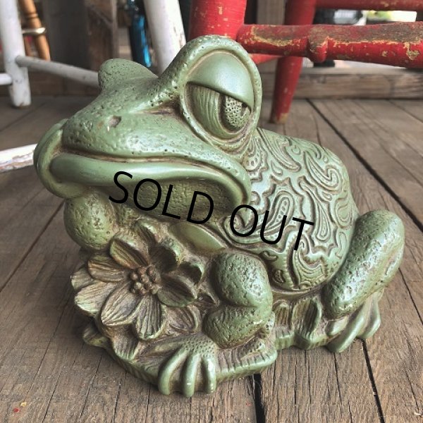 画像5: 60s Vintage Thinking Frog Plastic Bank (T983) (5)