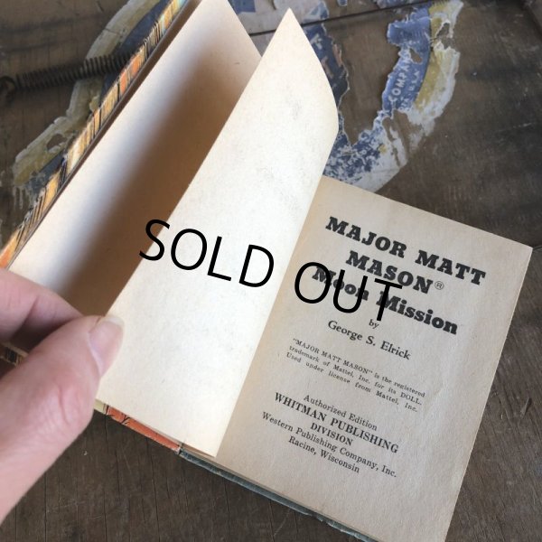 画像4: 60s Vintage Book MAJOR MATT MASON Moon Mission (B012)  (4)