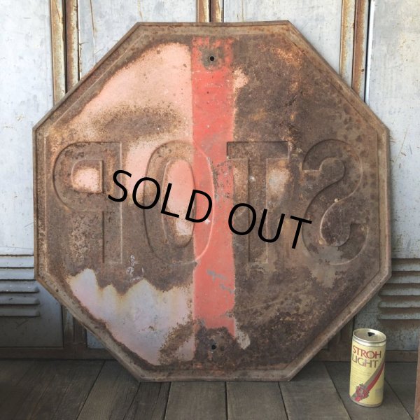 画像2: 1940s Vintage U.S.A Embossed Stop Road Sign (B039)  (2)