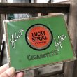 画像1: Vintage Lucky Strike Cigarette Tabacco Tin Can (B062) (1)