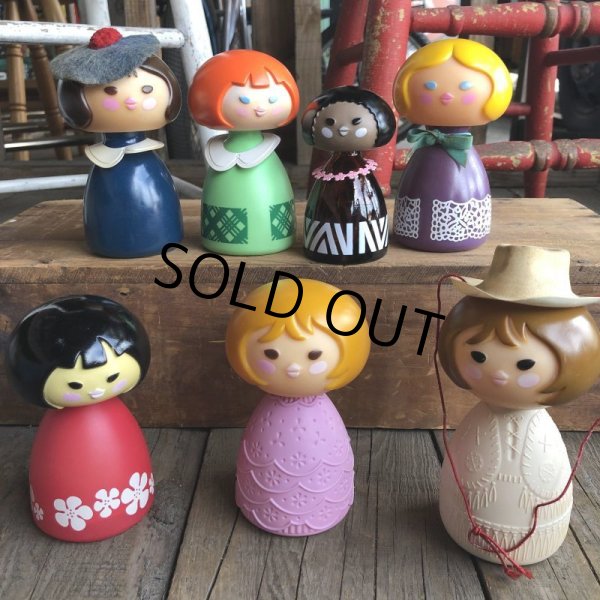 画像8: 70s Vintage AVON Small World Bottle (B095) (8)