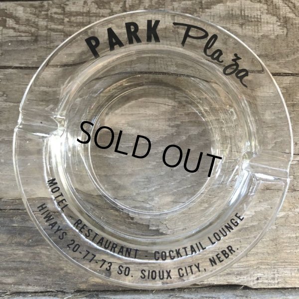 画像2: Vintage Motel Restaurant Ashtray / PARK Plaza (B188)  (2)