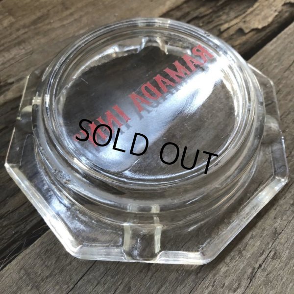 画像4: Vintage Motel Restaurant Ashtray / Ramada Inns (B174)  (4)