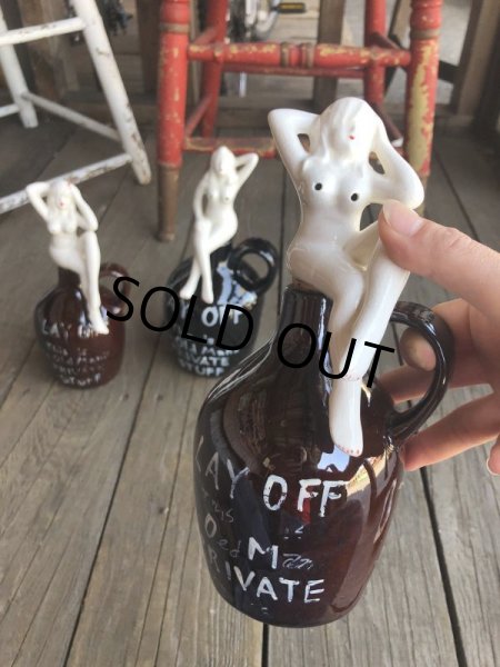 画像11: Vintage Japan Nude Naked Pin-up Girl Ceramic Decanter  Lay Off .. (B203) (11)