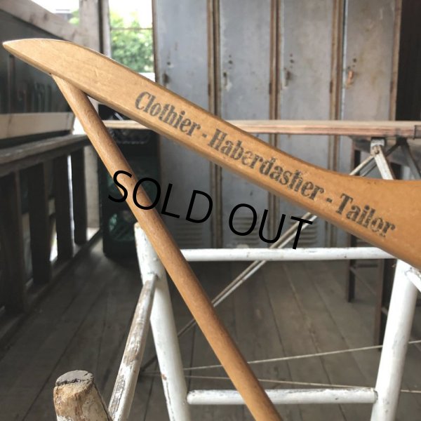 画像2: Vintage Antique Advertising Wood Hanger FISCH'S MEN'S SHOP (B245) (2)