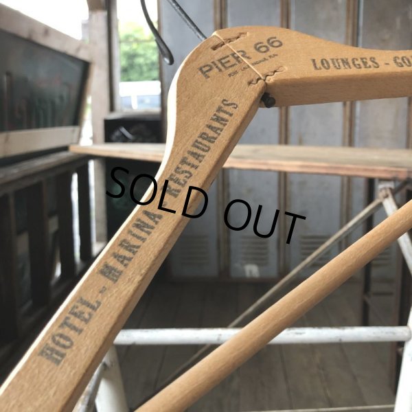 画像2: Vintage Antique Advertising Wood Hanger PIER 66 (B242) (2)