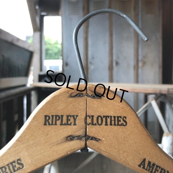 画像1: Vintage Antique Advertising Wood Hanger RIPLEY CLOTHES (B243) (1)