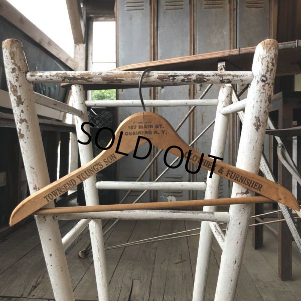 画像4: Vintage Antique Advertising Wood Hanger 157 MAIN ST. (B259) (4)