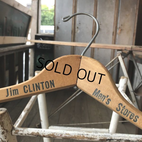 画像1: Vintage Antique Advertising Wood Hanger Jim CLINTON Men's Store (B249) (1)