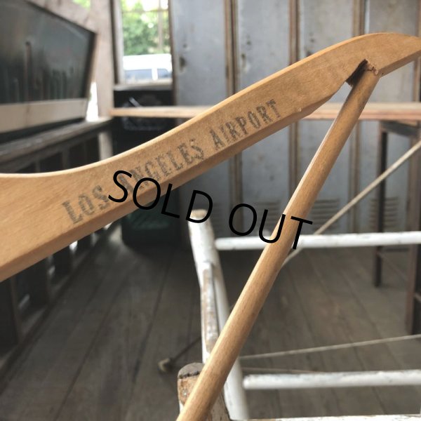 画像3: Vintage Antique Advertising Wood Hanger LA AIRPORT (B268) (3)