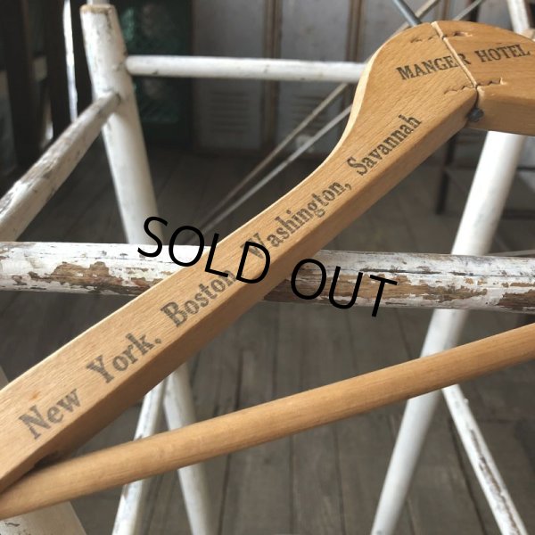 画像2: Vintage Antique Advertising Wood Hanger MANGER HOTEL (B237) (2)