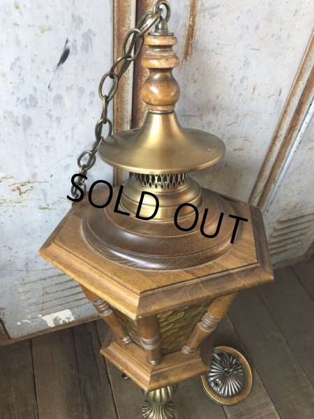 画像12: Vintage Wooden Amber Glass Hanging Swag Lamp (B274) (12)