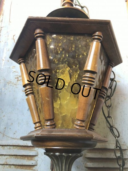 画像11: Vintage Wooden Amber Glass Hanging Swag Lamp (B274) (11)