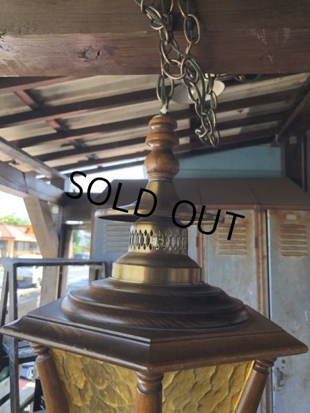 画像6: Vintage Wooden Amber Glass Hanging Swag Lamp (B274) (6)