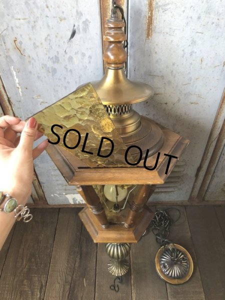 画像17: Vintage Wooden Amber Glass Hanging Swag Lamp (B274) (17)