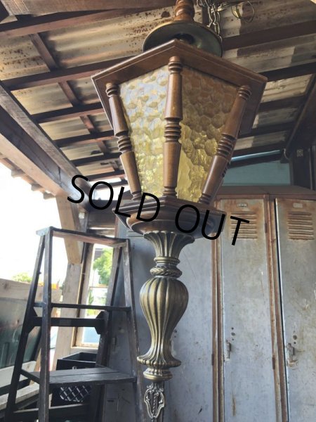 画像7: Vintage Wooden Amber Glass Hanging Swag Lamp (B274) (7)