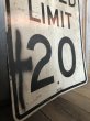 画像2: Vintage Road Sign SPEED LIMIT 20 (B288)  (2)