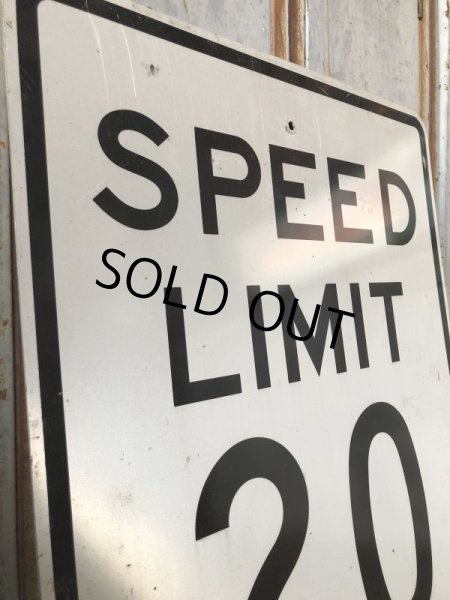 画像2: Vintage Road Sign SPEED LIMIT 20 (B292)  (2)