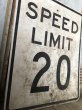 画像2: Vintage Road Sign SPEED LIMIT 20 (B298)  (2)