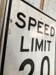 画像2: Vintage Road Sign SPEED LIMIT 20 (B293)  (2)