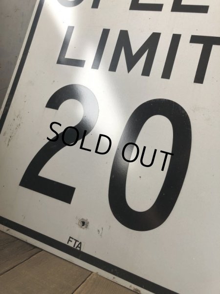 画像3: Vintage Road Sign SPEED LIMIT 20 (B292)  (3)