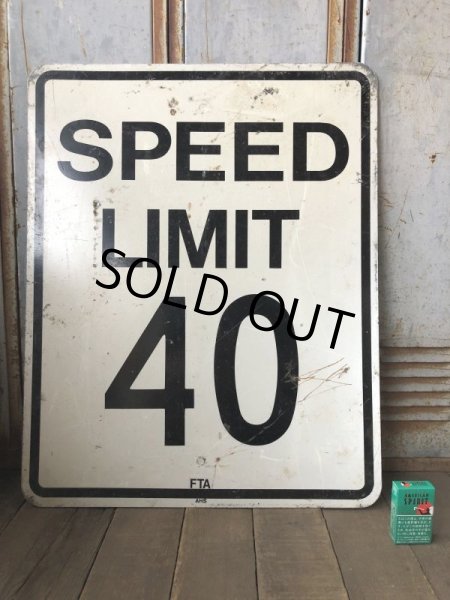 画像1: Vintage Road Sign SPEED LIMIT 40 (B323)  (1)