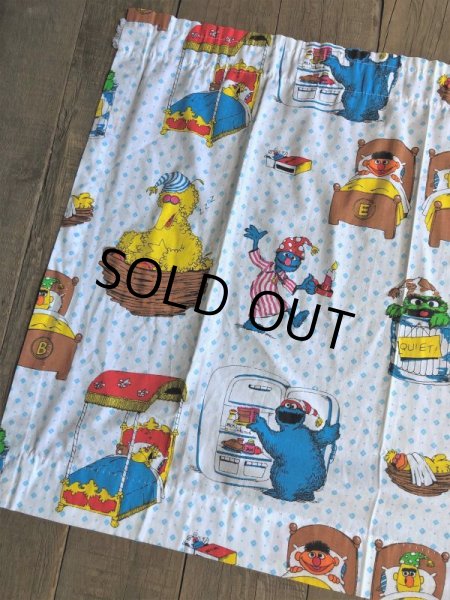 画像3: Vintage Sesame Street Fabric 100x76cm (B399) (3)