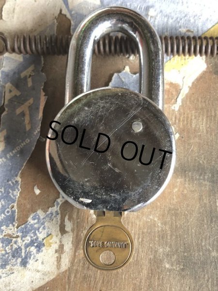 画像3: Vintage American Lock Co Series 10 Hardened Padlock (B404) (3)