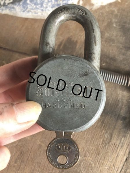 画像9: Vintage American Lock Co Series 10 Hardened Padlock (B402) (9)