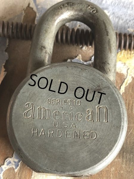 画像6: Vintage American Lock Co Series 10 Hardened Padlock (B402) (6)