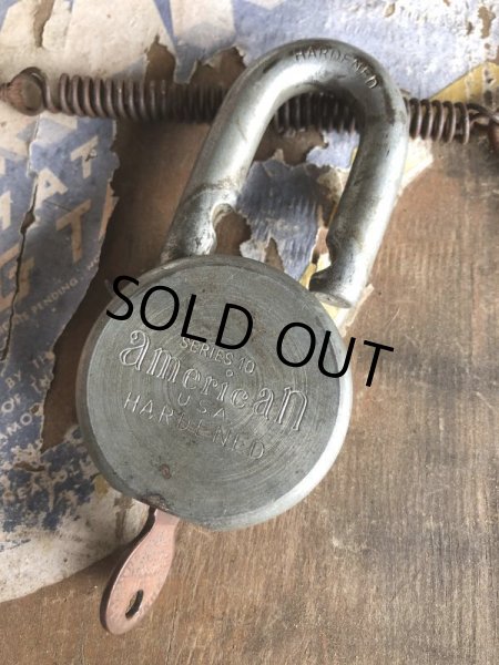 画像4: Vintage American Lock Co Series 10 Hardened Padlock (B403) (4)