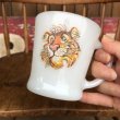 画像1: Vintage Fire King EXXON Esso Tiger D handle Mug (B414) (1)