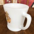 画像3: Vintage Fire King EXXON Esso Tiger D handle Mug (B414) (3)