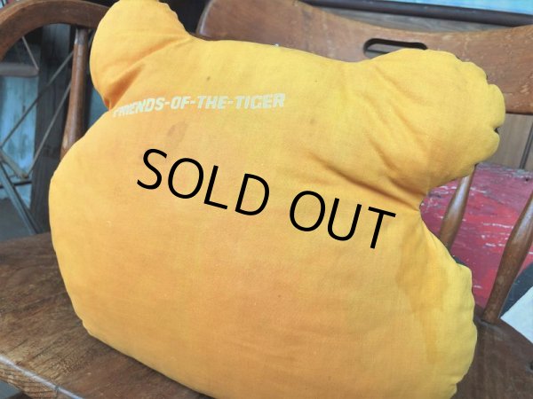 画像4: 60s Vintage Esso Exxon Friends Of The Tiger Pillow Cushion (B416) (4)