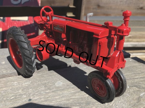 画像4: Vintage Ertl Die-Cast Tractor Farmall (B419)  (4)
