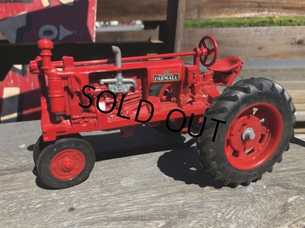 画像2: Vintage Ertl Die-Cast Tractor Farmall (B419)  (2)