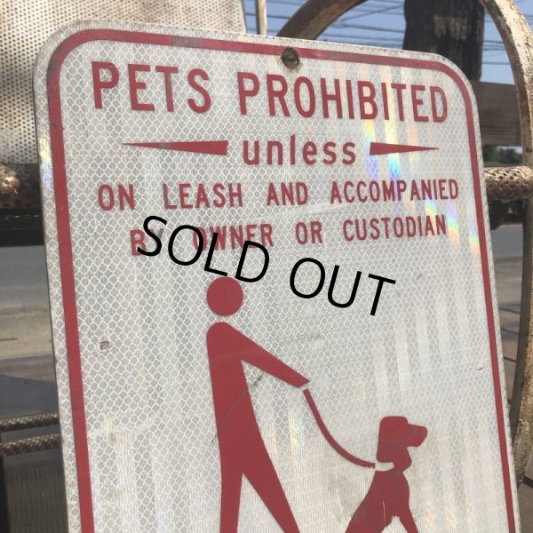 画像2: Vintage Road Sign PETS PROHIBITED (B452)  (2)