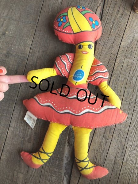 画像2: Vintage Advertising Pillow Doll Chiquta Banana (B101) (2)
