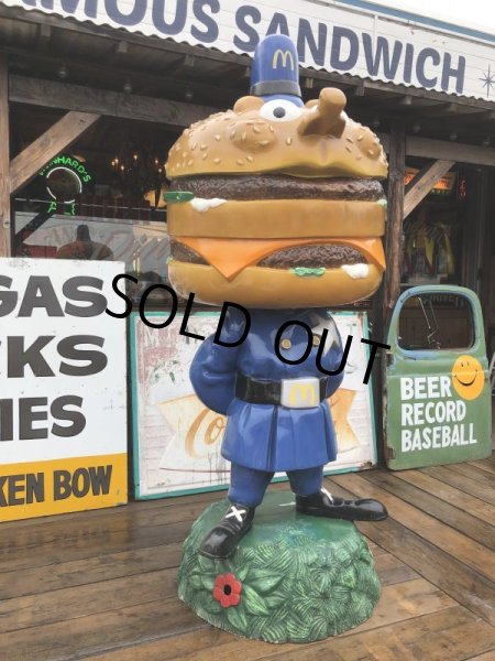 画像2: Vintage Mcdonald's Playland Officer Big Mac Police Statue (B466） (2)