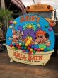 画像1: 【店舗引き取り限定】 90s ShowBiz Pizza Place BABY BALL BATH GAME Original Store Display (B486） (1)