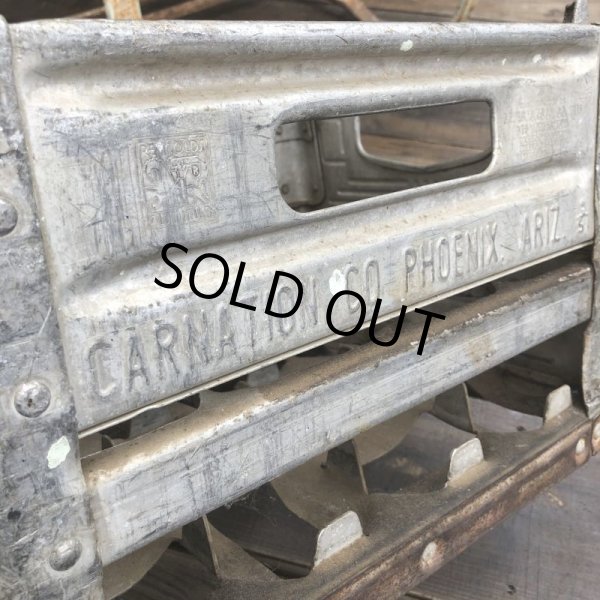 画像8: Vintage Metal Milk Crate (B515)  (8)